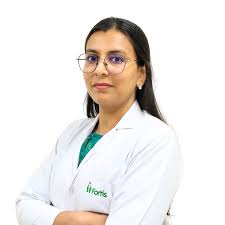 Dr Akansha Kandoi